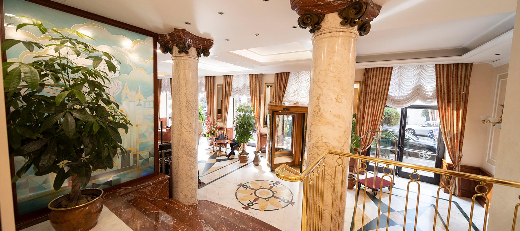 ANDREOLA CENTRAL HOTEL, SOGGIORNARE CON CLASSE A MILAN Hotel Andreola Central Milano ANDREOLA CENTRAL HOTEL, SOGGIORNARE CON CLASSE A MILAN Hotel Andreola Central Milano